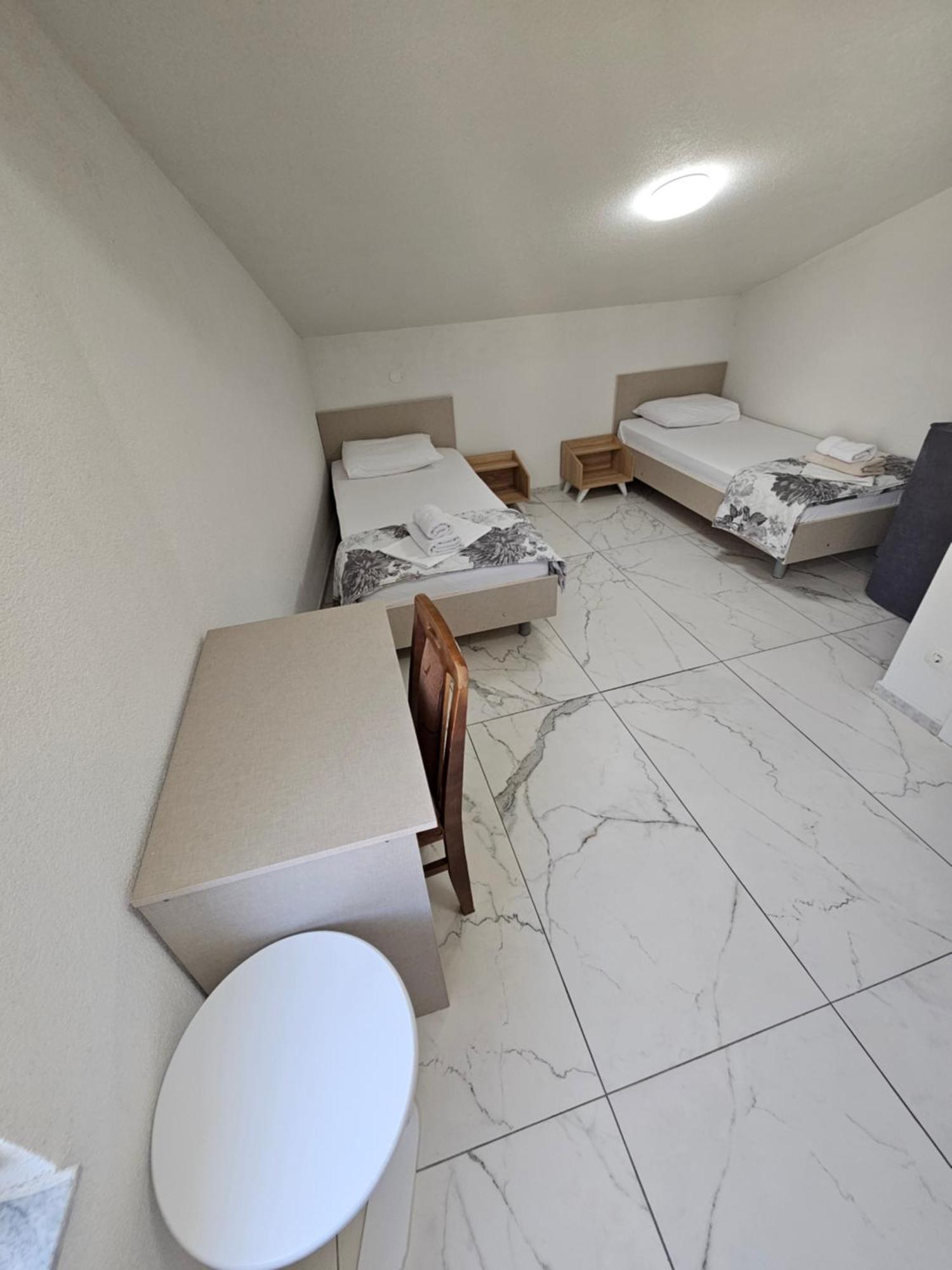 Xxl Apartments City Centar Bitola Ngoại thất bức ảnh