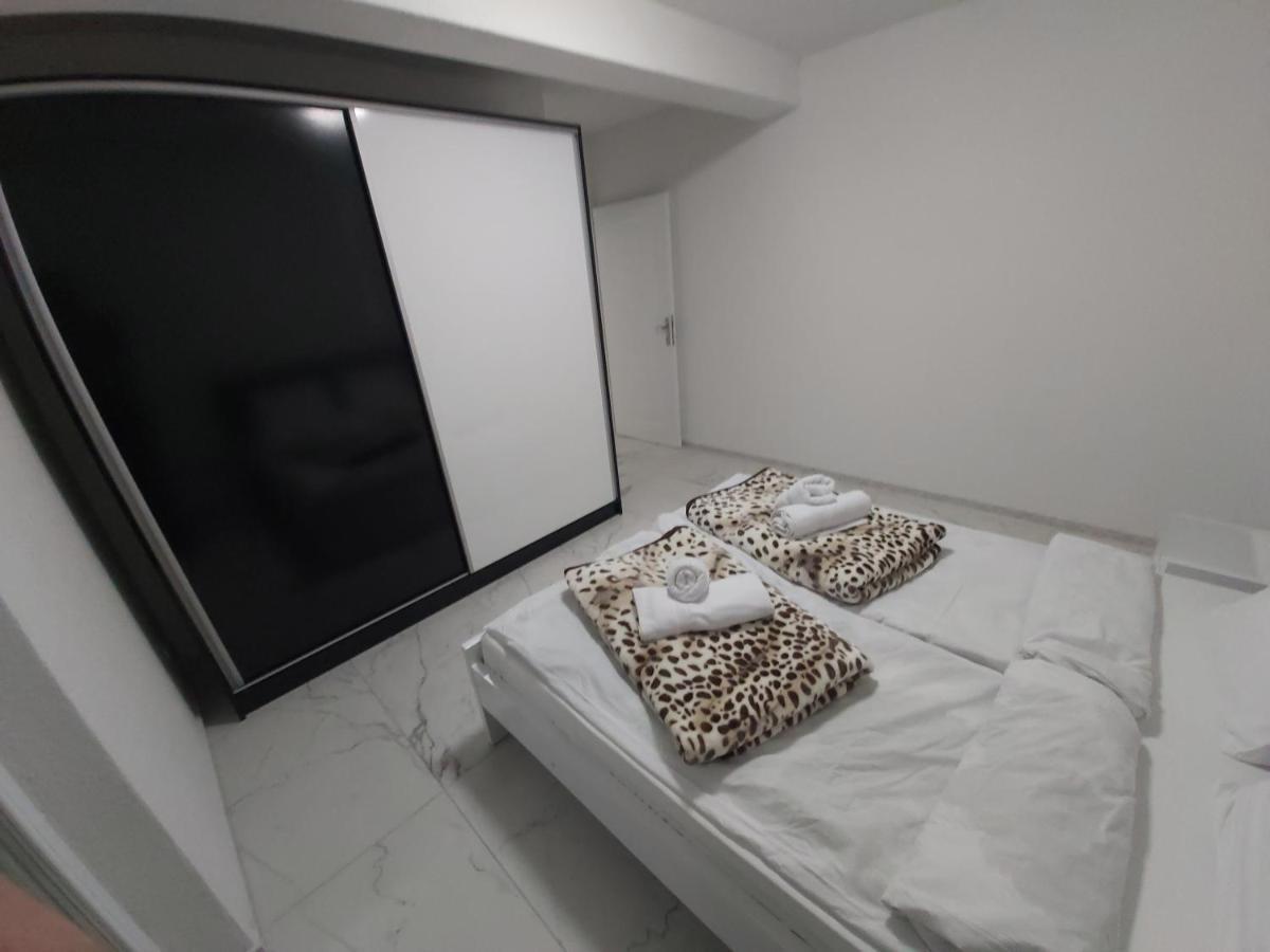 Xxl Apartments City Centar Bitola Ngoại thất bức ảnh